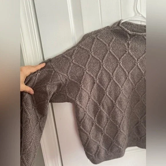 Old Navy High-Waisted Diamond Stitch Cable-Knit set,  Taupe, size S&M - Picture 7 of 14